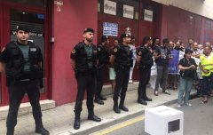 vallenc_urna.jpg, 35 KB